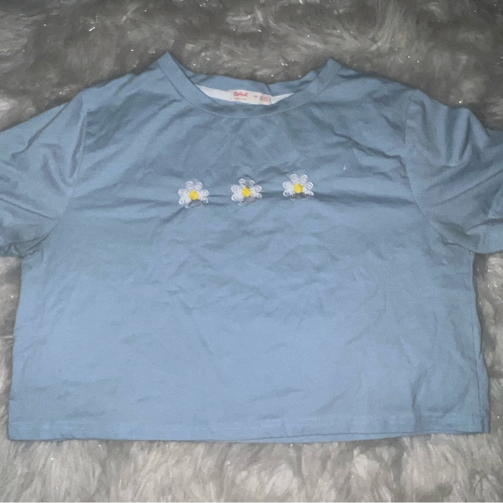 Light blue Cropped T-Shirt with flowers